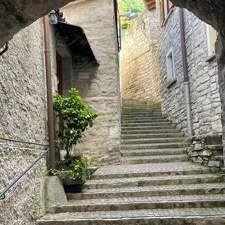 Ferienwohnung Il Borghetto Di Torno Exterior foto